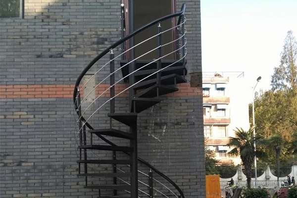 张家口简约室内楼梯生产商